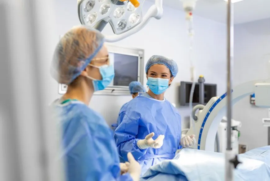 Is Robotic Surgery Safer in Gynecology? Insights from Dr. Usha M. Kumar - Blog Image