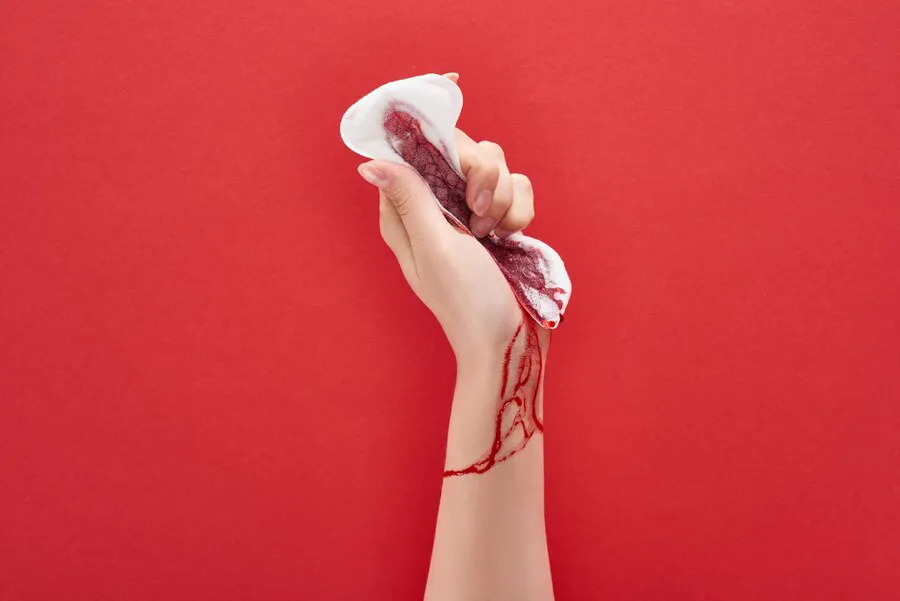 Managing Heavy Menstrual Bleeding: A Guide to Causes, Symptoms, and Solutions - Blog Image