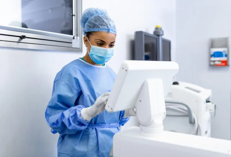 Robotic Surgery in Delhi: What Makes Dr. Usha M Kumar a Trusted Choice - Blog Image